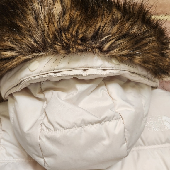 THE NORTH FACE
Girls' Gotham Down Bomber Jacket
Down Jacket - XXS - 5 Girls - Picture 2 of 5